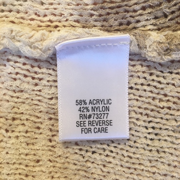 New Sweater Size Large - Picture 7 of 7